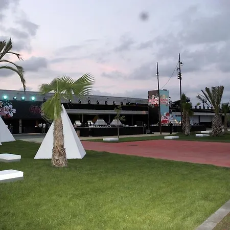 Port Forum Boat - Glamping Experience Botel *